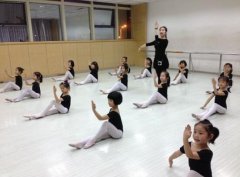 为什么要学习舞蹈？孩子参加舞蹈班有哪些好处