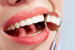 牙齿太黄怎么办？有什么方法解决牙黄问题么？